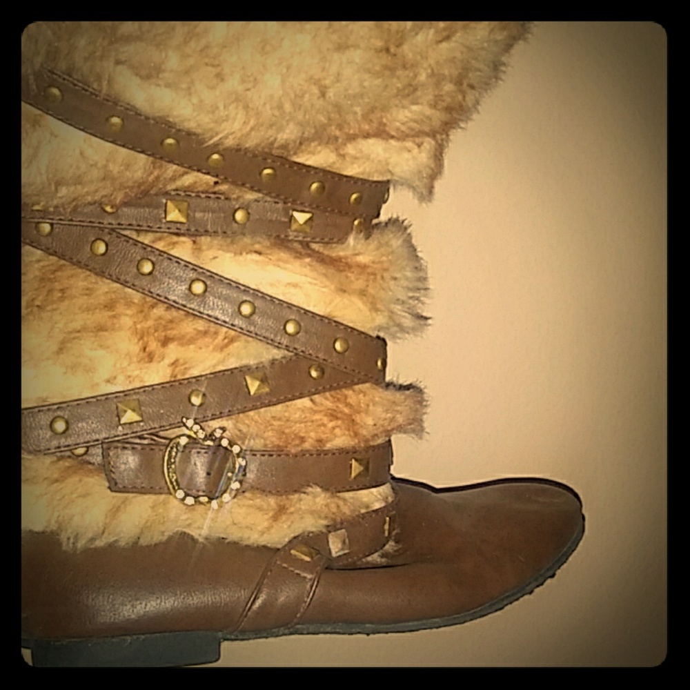 Apple Bottom fashion boots